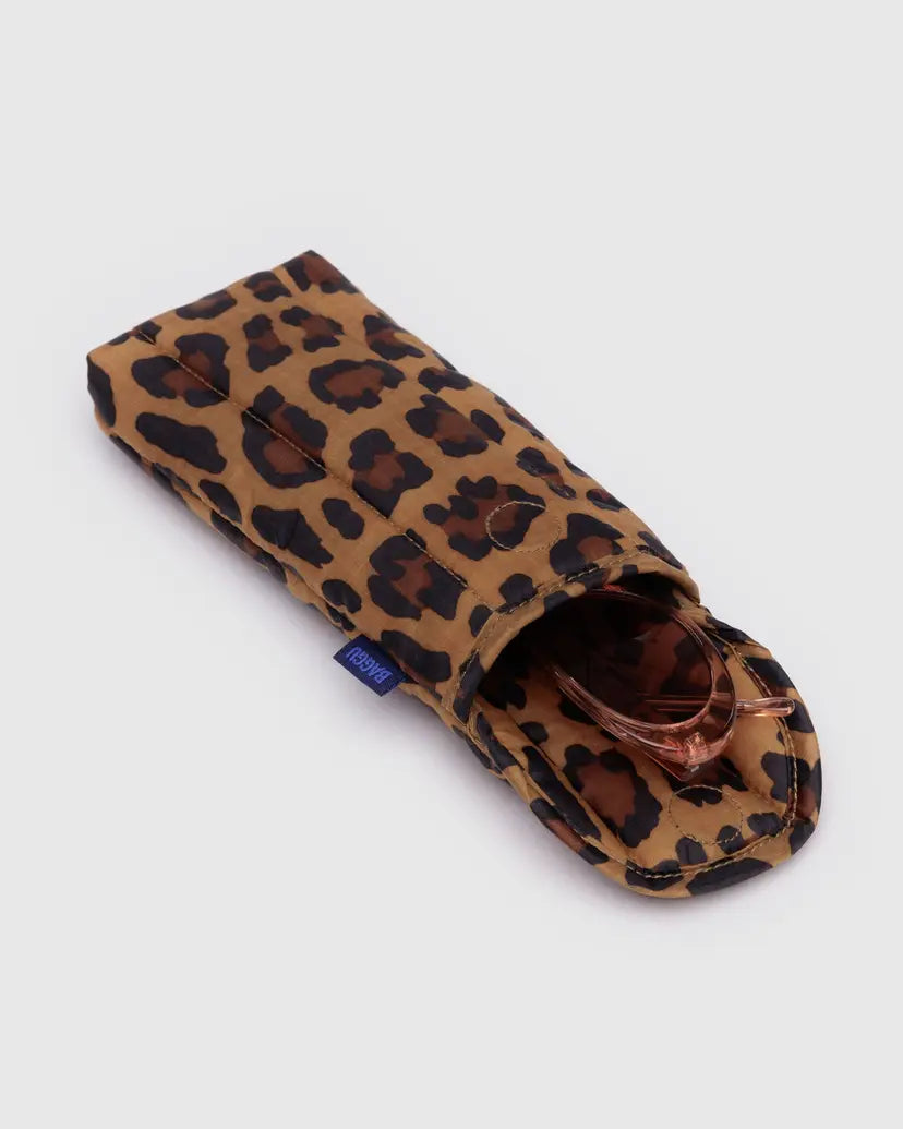 Puffy glasses sleeve | leopard