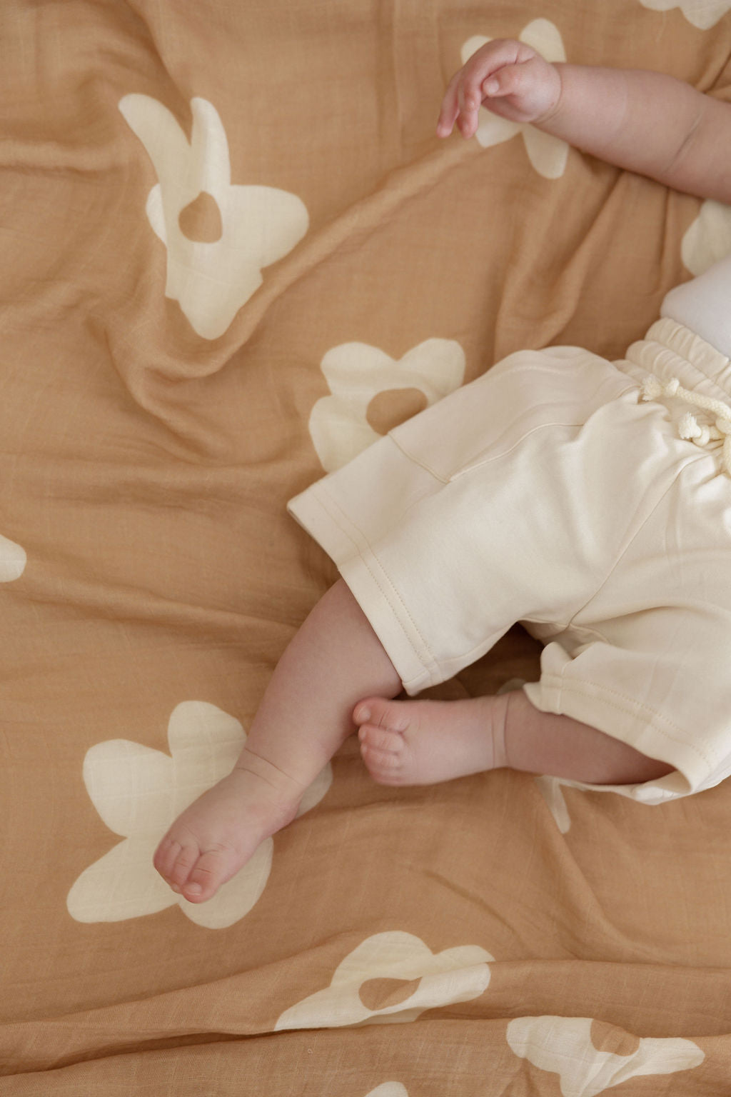 bamboo swaddle - posy