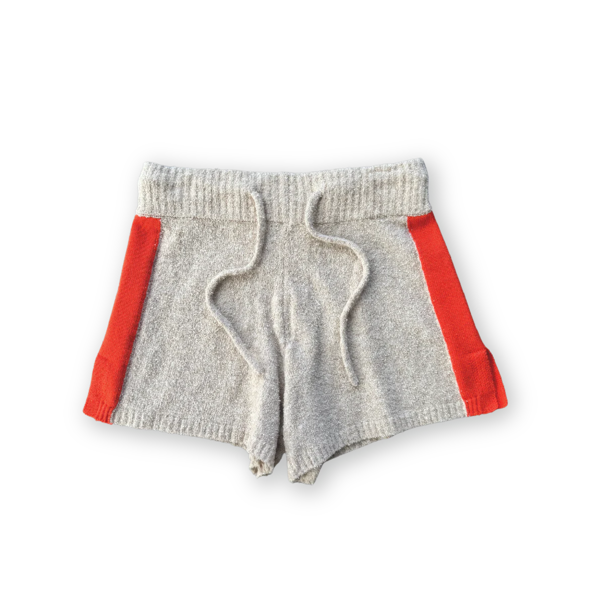 Knitted terry shorts in dune/rosso front - sizes from newborn(NB) to 6