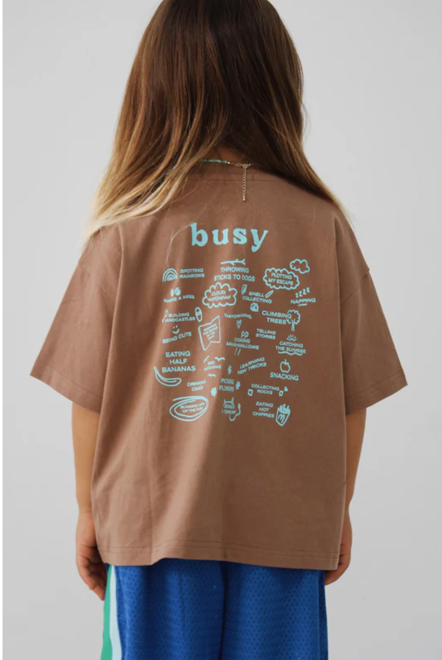 busy tee | earth