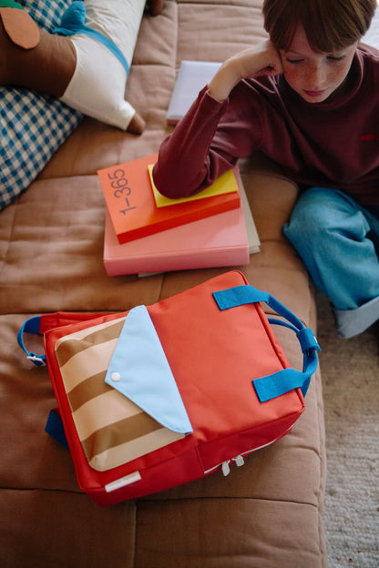 backpack medium | envelope | faded red