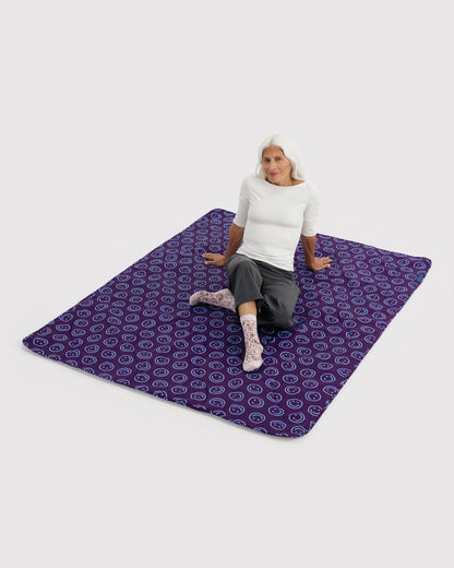Puffy picnic blanket | indigo happy
