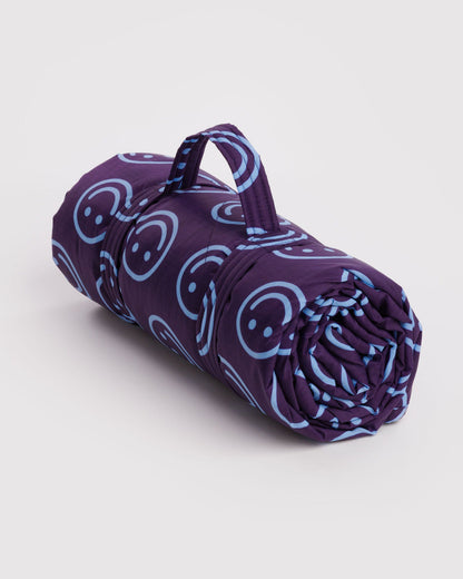 Puffy picnic blanket | indigo happy