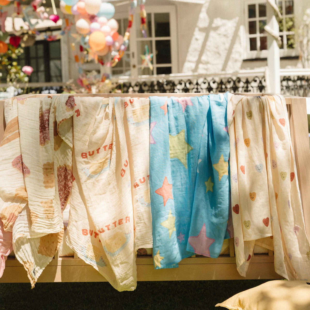 Starburst organic swaddle