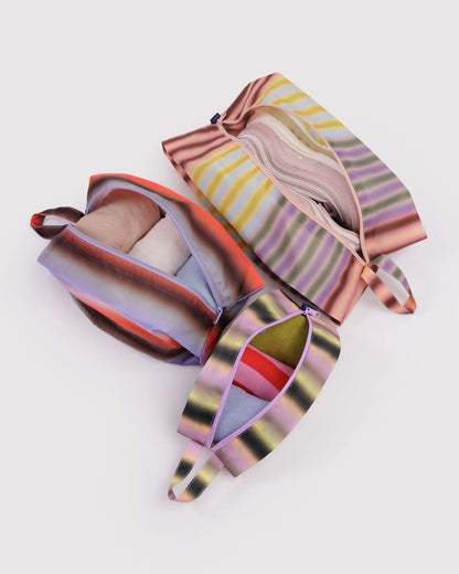 3D Zip Set | gradient stripes
