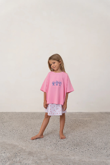 Dancing Flowers Tee | Peony