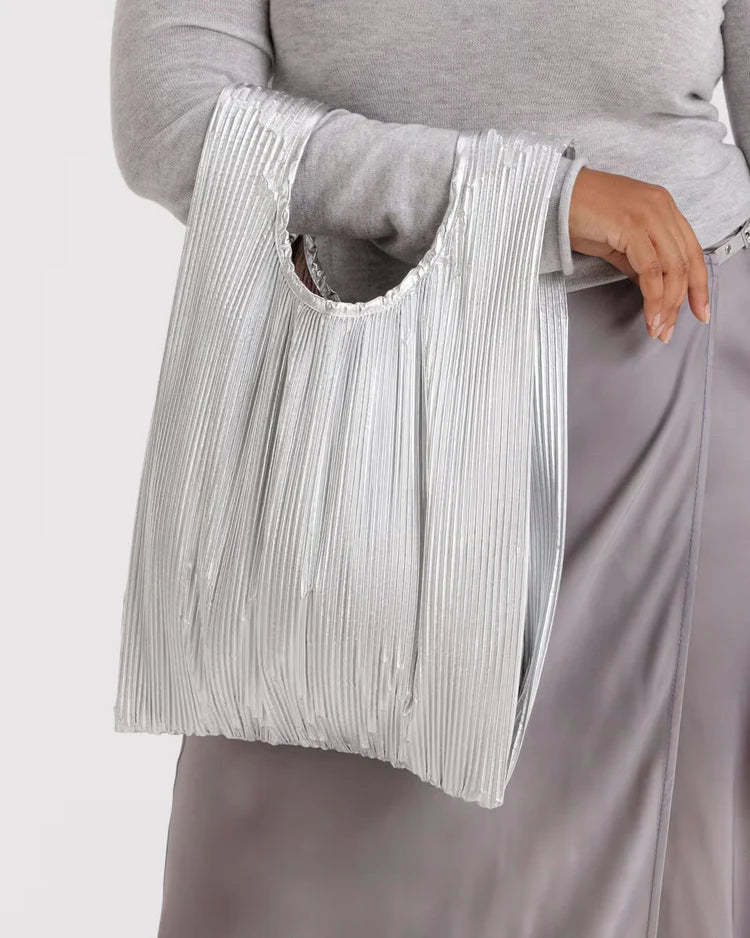 Pleated Baggu | moonstone