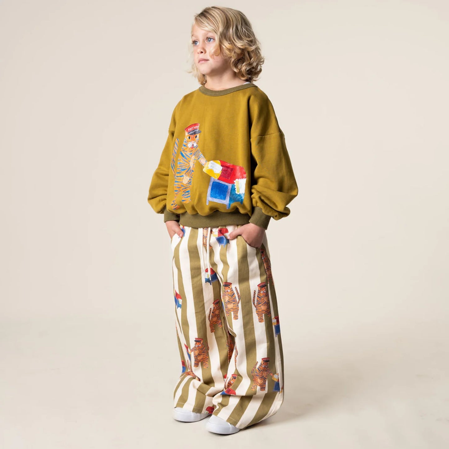 French Terry Pullover | Tiger the Postie