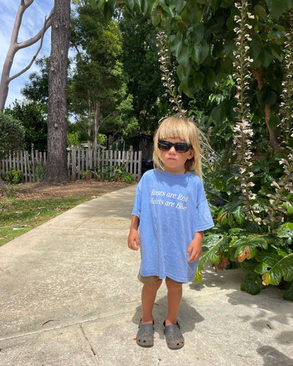 Roses are red tee | sky