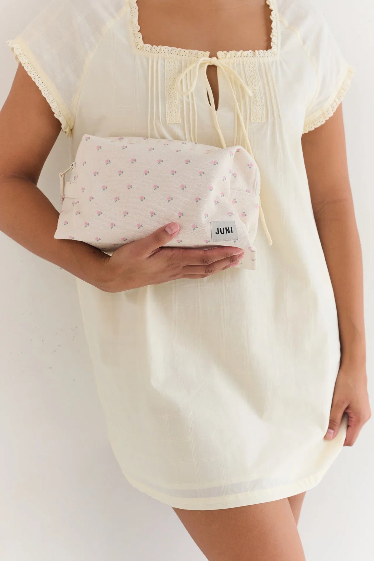 The Essentials Pouch | Roses