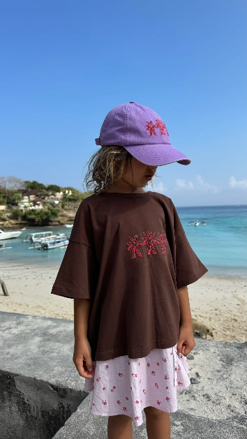 Dancing Flowers Tee | Cocoa