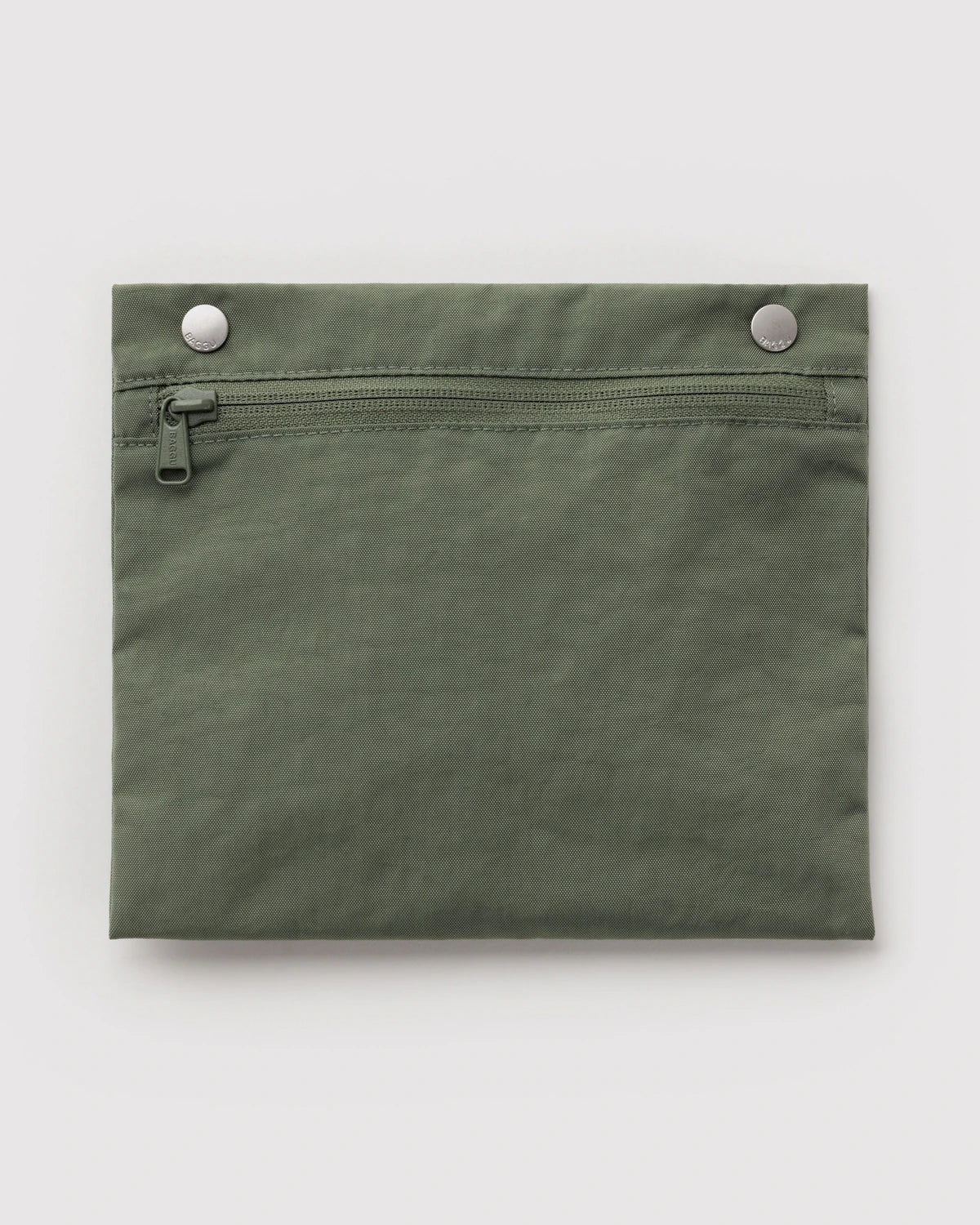 Small cloud carry on | caper