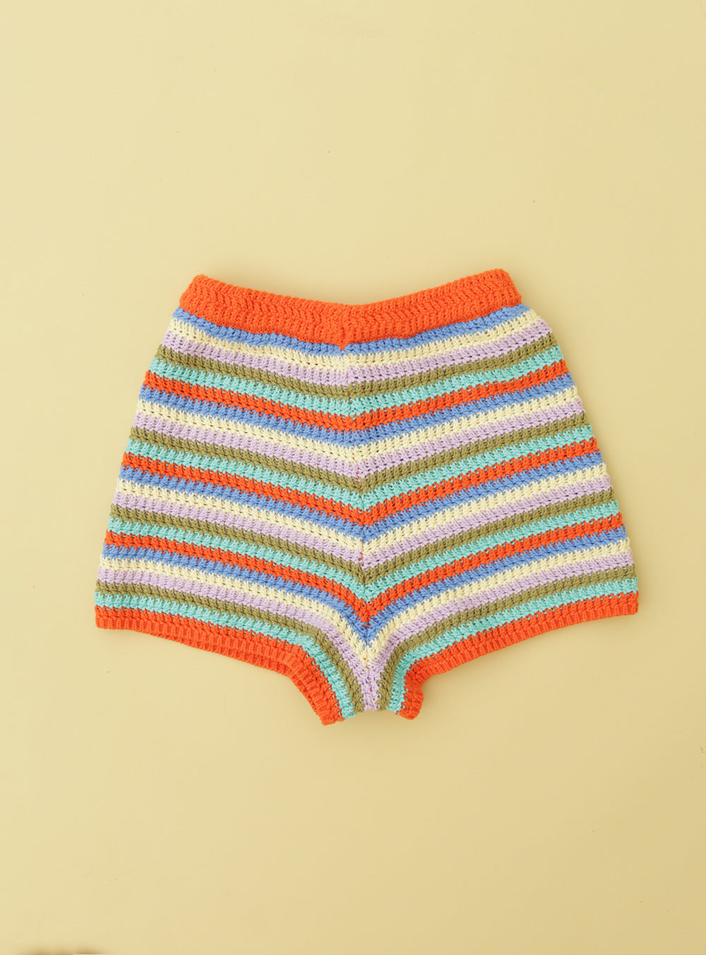 Beach shack knit shorts