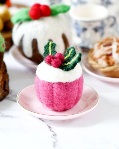 Felt cupcake | holly berry