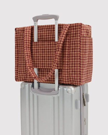 Small cloud carry on | tan houndstooth