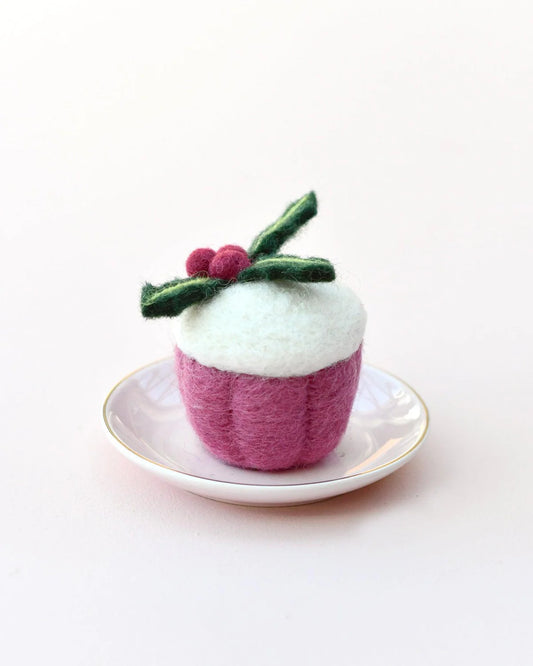 Felt cupcake | holly berry