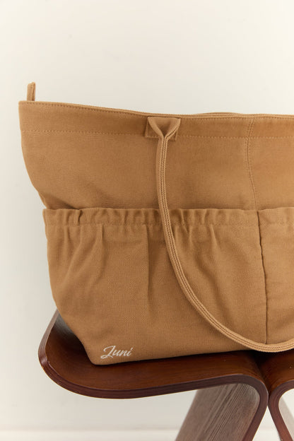 The Daily Tote | Tan