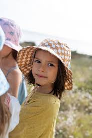 Checkmate wide brim hat caramel and cream acorn kids 