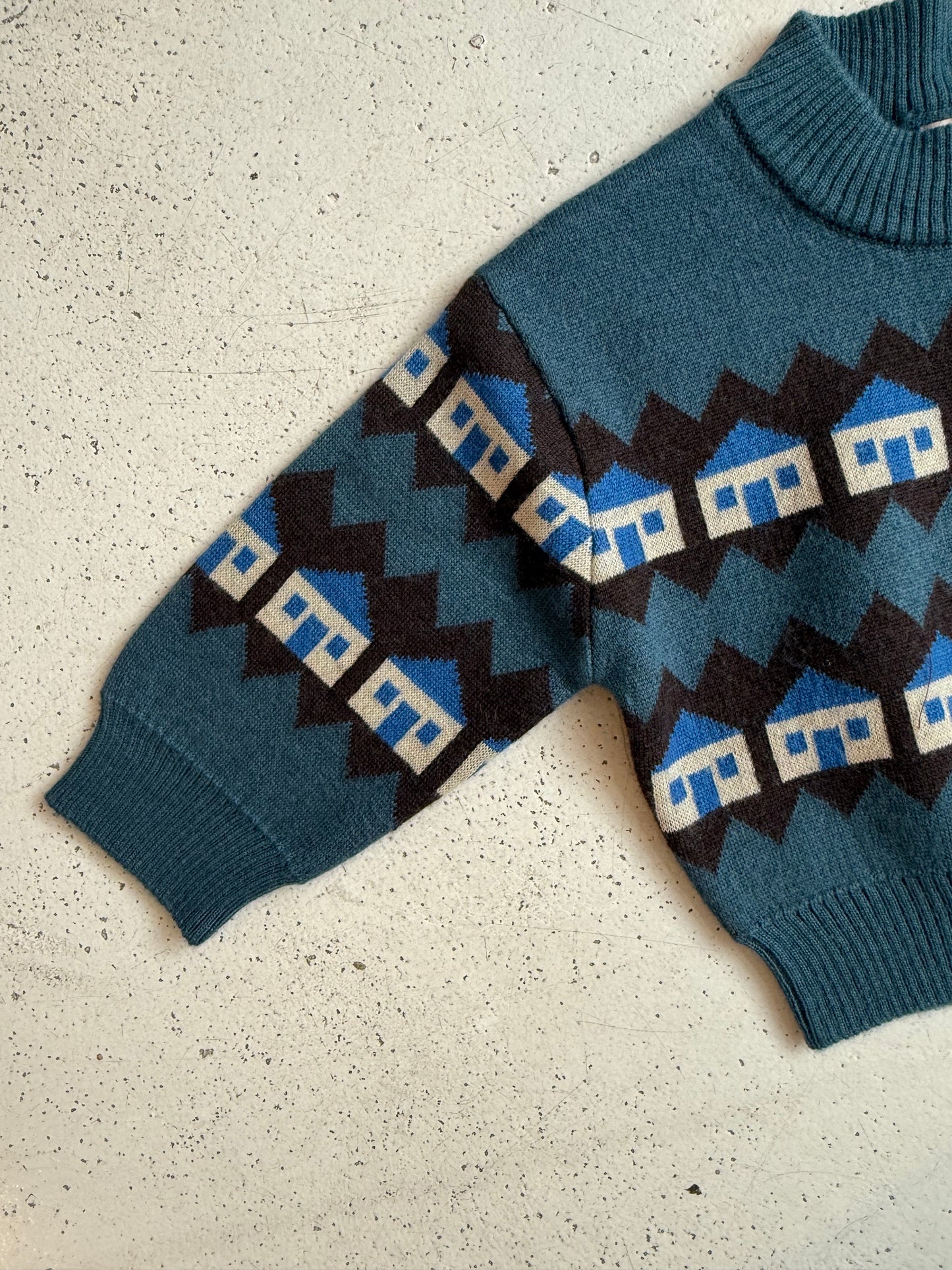 Houses sweater