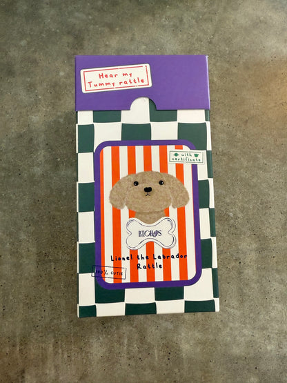 Lionel the labrador - rattle