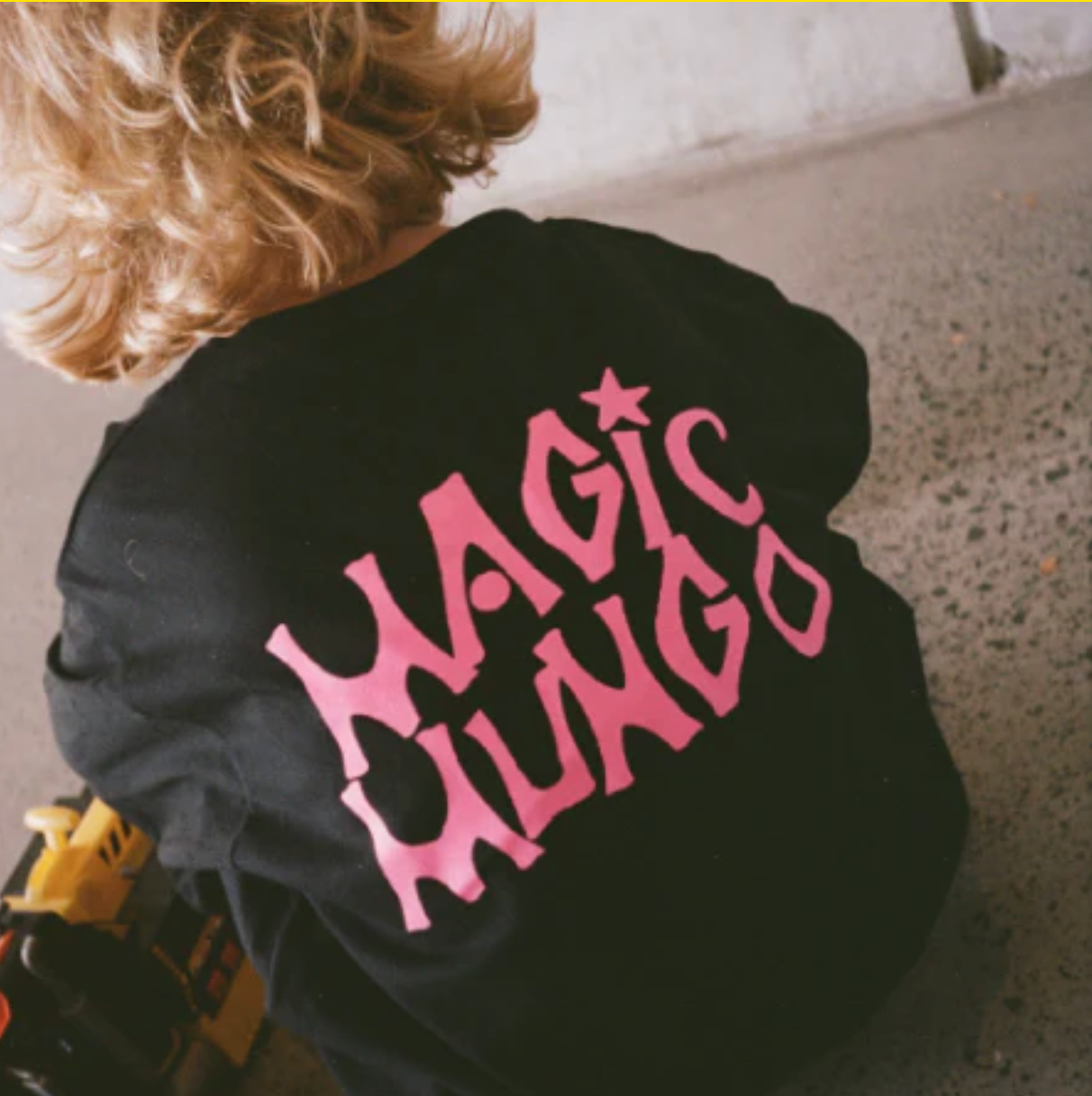 SWIZZLE TEE