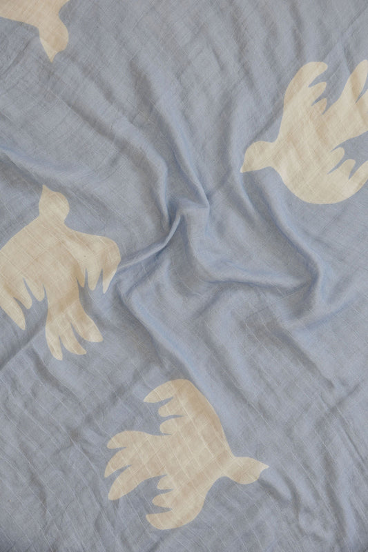 bamboo swaddle - dove