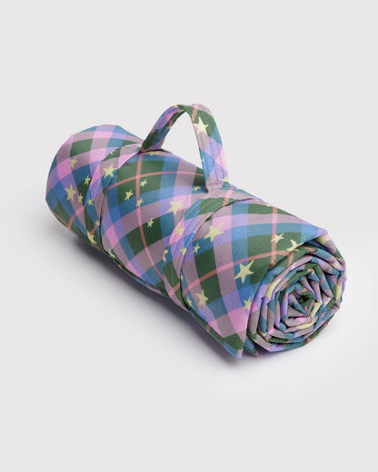 Puffy picnic blanket | green star plaid